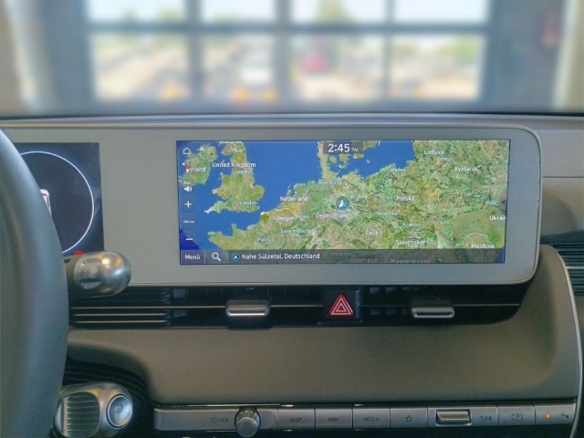 Fahrzeugabbildung Hyundai IONIQ 5 77,4kWh 2WD MY24 DYNAMIQ LED-Paket Navi Digitales Cockpit LED ACC Apple CarPlay