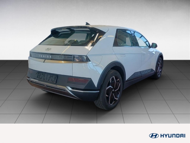 Fahrzeugabbildung Hyundai IONIQ 5 77,4kWh 2WD MY24 DYNAMIQ LED-Paket Navi Digitales Cockpit LED ACC Apple CarPlay