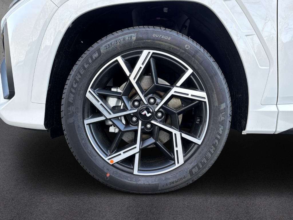 Fahrzeugabbildung Hyundai TUCSON FL MY26 1.6 HEV AT 2WD N-Line Navi Digitales Cockpit LED ACC