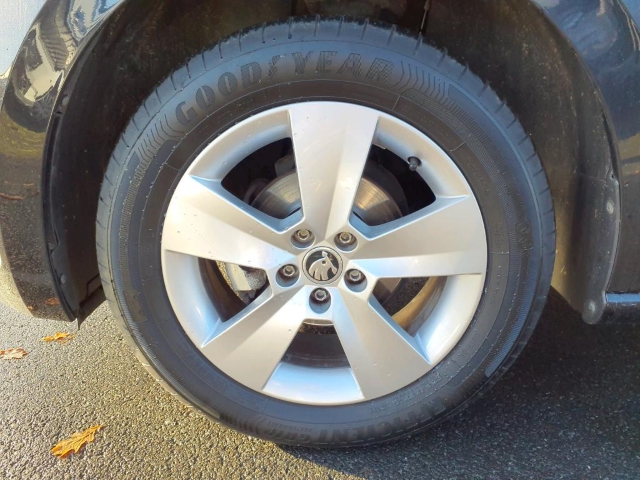 Fahrzeugabbildung SKODA Scala 1.0 TSI Cool Plus Klima SHZ PDC SmartLink