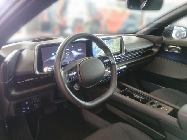Fahrzeugabbildung Hyundai IONIQ 6 77,4kWh 4WD TECHNIQ Park-P V2L HUD Navi Digitales Cockpit LED Blendfreies Fernl.