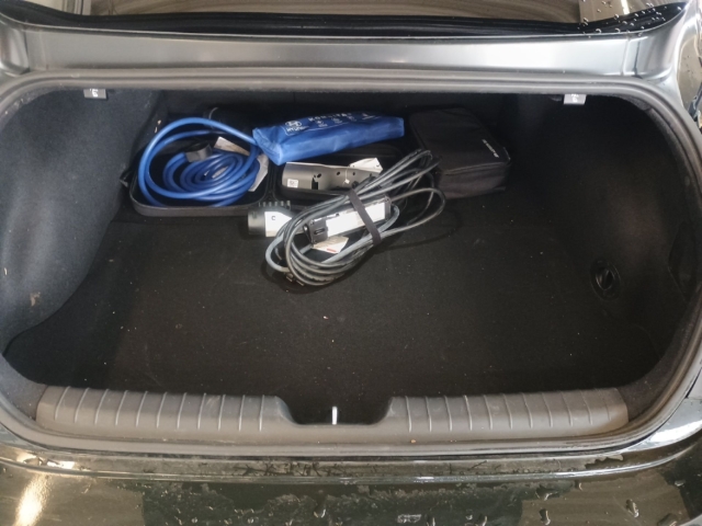 Fahrzeugabbildung Hyundai IONIQ 6 77,4kWh 4WD TECHNIQ Park-P V2L HUD Navi Digitales Cockpit LED Blendfreies Fernl.