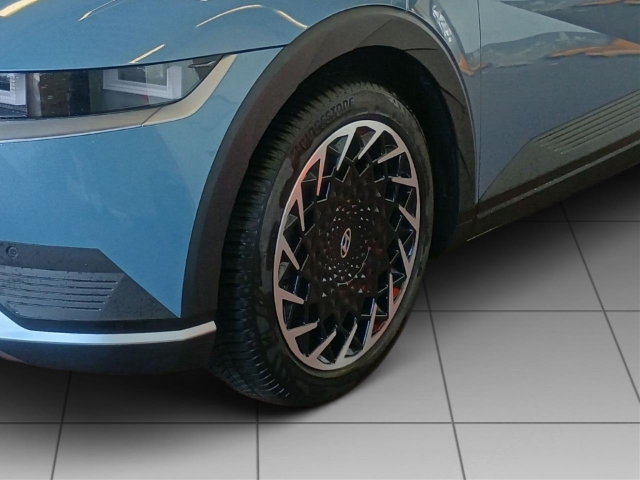 Fahrzeugabbildung Hyundai IONIQ 5 77,4kWh 2WD MY24 TECHNIQ Assist-P Bose 20LM el.Heckklappe Navi Digitales Cockpit