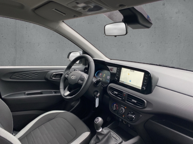 Fahrzeugabbildung Hyundai i10 FL MY25 1.0 GDi SELECT Navi Kamera BT DAB CarPlay Digi Cockpit