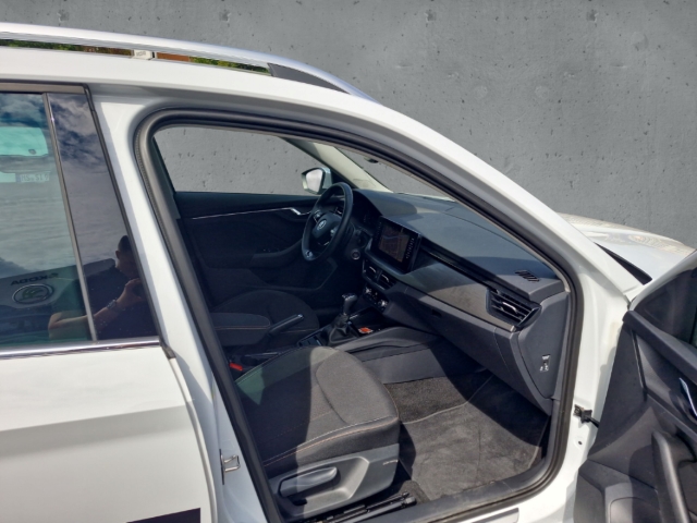 Fahrzeugabbildung SKODA Kamiq 1.0 TSI ScoutLine PDC SHZ LED Navi Keyless