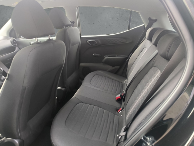 Fahrzeugabbildung Hyundai i10 FL MY25 1.0 5-AMT Trend Navi Apple CarPlay Android Auto Musikstreaming DAB SHZ