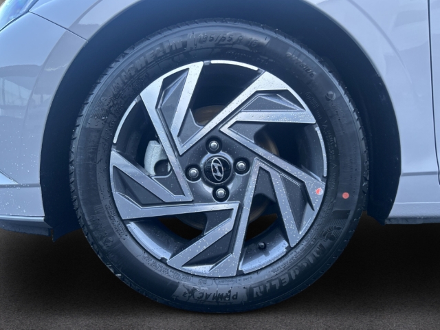 Fahrzeugabbildung Hyundai i20 FL MY26 1.0 T-GDI DCT Trend Navi Digitales Cockpit LED Apple CarPlay Android Auto