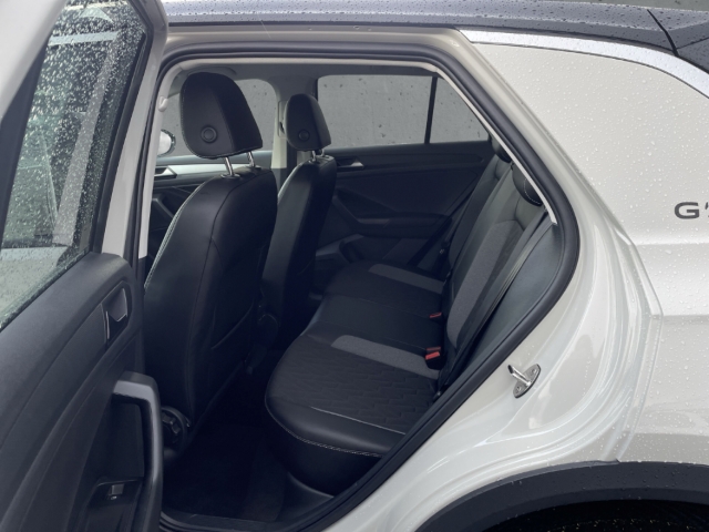 Fahrzeugabbildung Volkswagen T-Roc 1.5TSI DSG Goal AHK ACC SHZ Kamera AppConn