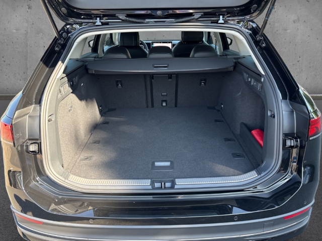 Fahrzeugabbildung Volkswagen Passat 2.0 TDI DSG Business LED Navi AHK SHZ ZV