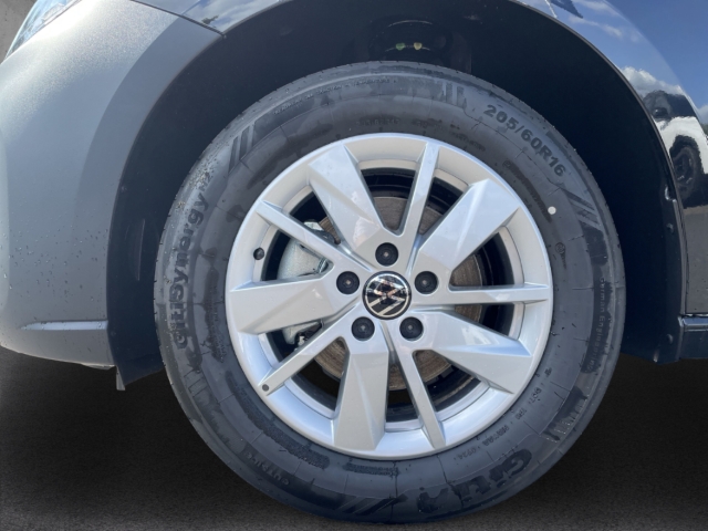 Fahrzeugabbildung Volkswagen Caddy 5-Sitzer 2,0 l TDI EU6 SCR Frontantrieb 6-Gang