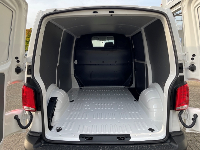Fahrzeugabbildung Volkswagen T6.1 Kasten TDI Klima Tempo RKam Heckflgtrn AppC