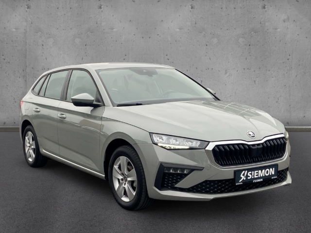 Fahrzeugabbildung SKODA Scala 1.0 TSI Essence AHK Temp SHZ PDC SmartLink