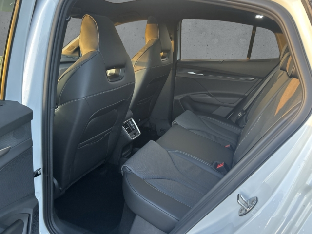 Fahrzeugabbildung SKODA Enyaq Coupe RS Suite 4x4 Maxx-Paket AHK LED ACC