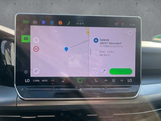 Fahrzeugabbildung Volkswagen Golf GOAL 2.0 TDI DSG Navi HUD LedPlus AreaView RKamera AHK