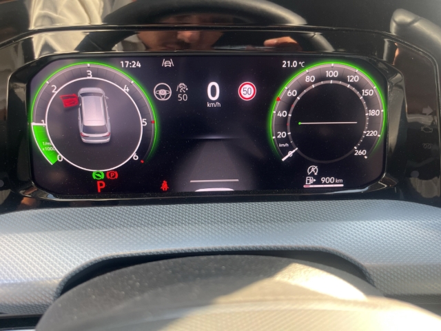 Fahrzeugabbildung Volkswagen Golf GOAL 2.0 TDI DSG Navi HUD LedPlus AreaView RKamera AHK