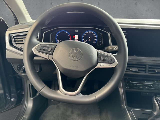 Fahrzeugabbildung Volkswagen Taigo 1.0 TSI Style IQ.LIGHT Kamera ACC PDS SHZ