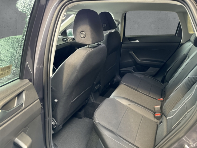 Fahrzeugabbildung Volkswagen Taigo 1.0 TSI Style IQ.LIGHT Kamera ACC PDS SHZ