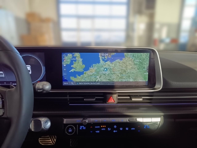 Fahrzeugabbildung Hyundai IONIQ 6 77,4kWh 4WD UNIQ Dig-Spiegel 20LM Schiebedach HUD Navi Digitales Cockpit Memory Sitze