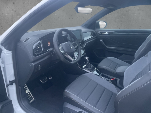 Fahrzeugabbildung Volkswagen T-Roc Cabriolet 1.5 TSI R-Line IQ.LIGHT Navi ACC