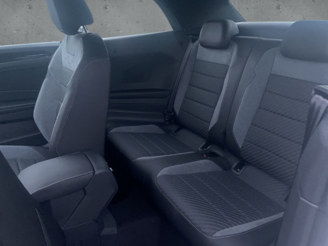 Fahrzeugabbildung Volkswagen T-Roc Cabriolet 1.5 TSI R-Line IQ.LIGHT Navi ACC