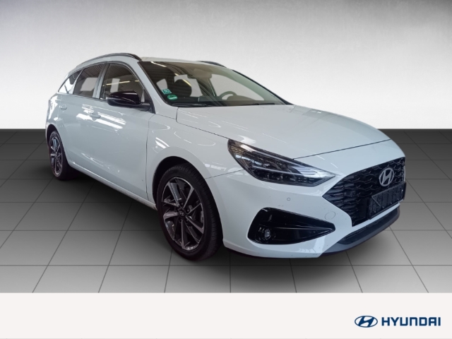 Fahrzeugabbildung Hyundai i30 1.0 T-GDI DCT Kombi Advantage MY25 Navi LED CarPlay RKam DigiCockpit Allwetter