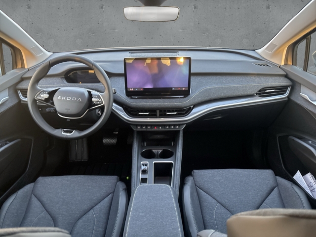 Fahrzeugabbildung SKODA Elroq 50 TOUR Clever-Paket AHK LED Navi PDC Klima