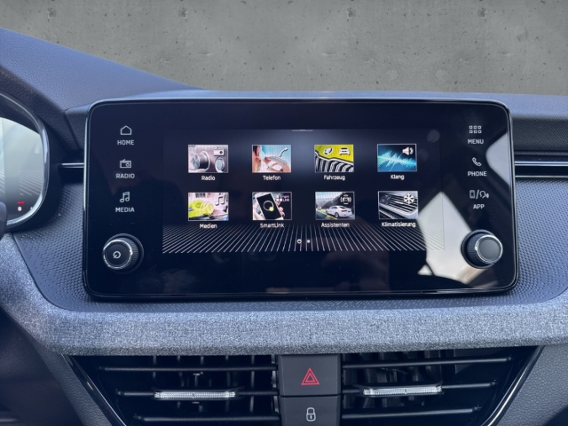 Fahrzeugabbildung SKODA Scala 1.0 TSI SELECTION LED Apple CarPlay Alu