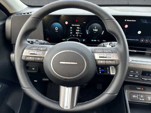 Fahrzeugabbildung Hyundai KONA EV MJ26 SX2 Select 65kWh Navi LED ACC Apple CarPlay Android Auto Mehrzonenklima