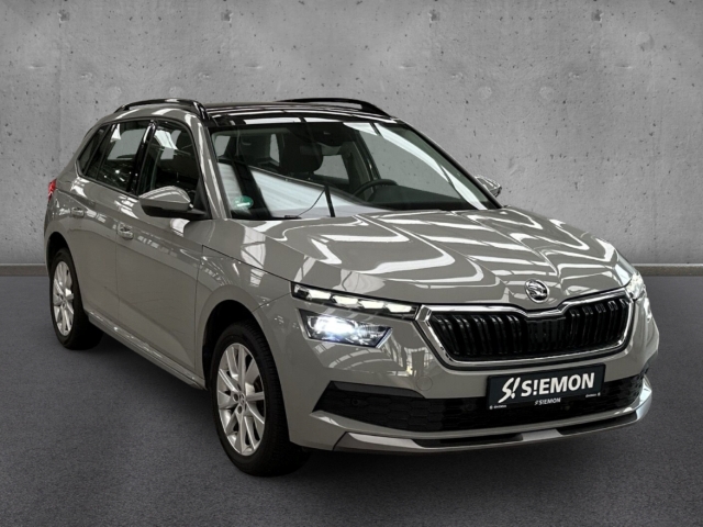 Fahrzeugabbildung SKODA Kamiq 1.5 TSI DSG Style LED Pano ACC SHZ PDC Kam