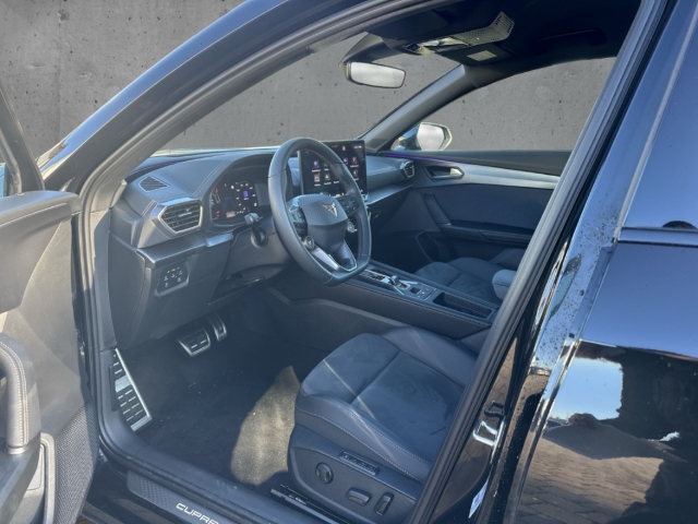 Fahrzeugabbildung CUPRA Formentor VZ 333 4Drive DSG ACC elHeck Kam Keyle