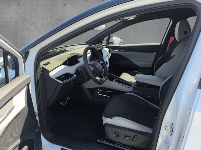 Fahrzeugabbildung SKODA Elroq 85 FIRST EDITION Wärmepumpe Maxx SportPake