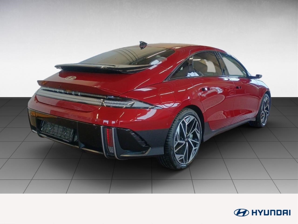 Fahrzeugabbildung Hyundai IONIQ 6 77,4kWh 4WD UNIQ Digi-Spiegel 20LM Schiebedach HUD Navi Digitales Cockpit Memory Sitze