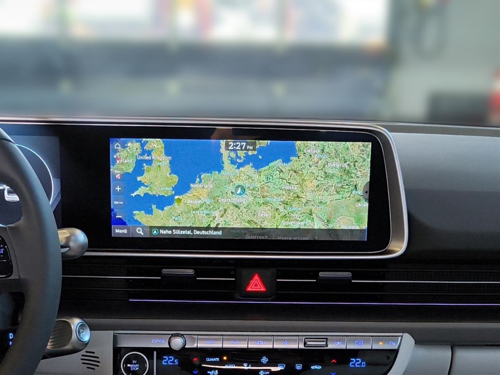 Fahrzeugabbildung Hyundai IONIQ 6 77,4kWh 4WD UNIQ HUD Navi Digitales Cockpit Memory Sitze Soundsystem Bose