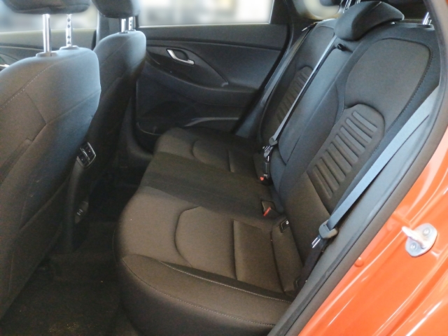 Fahrzeugabbildung Hyundai i30 FL 5-Trg 1.0 T-GDI MT Advantage MY25 Navi Digitales Cockpit LED Apple CarPlay