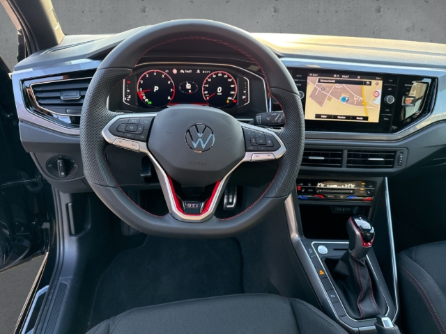 Fahrzeugabbildung Volkswagen Polo GTI 2.0 TSI DSG IQ.LIGHT Navi Pano RearView