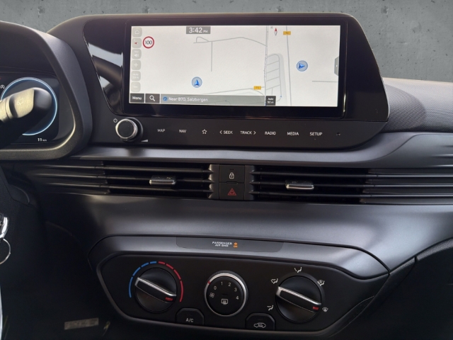 Fahrzeugabbildung Hyundai i20 FL MY26 1.0 T-GDI DCT Blackline Navi Soundsystem Bose LED Apple CarPlay Android Auto