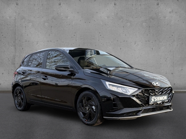 Fahrzeugabbildung Hyundai i20 FL MY26 1.0 T-GDI DCT Blackline Navi Soundsystem Bose LED Apple CarPlay Android Auto