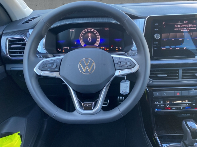Fahrzeugabbildung Volkswagen T-Cross Life 1.0 l TSI OPF 7-DSG PDC LED SHZ AHK