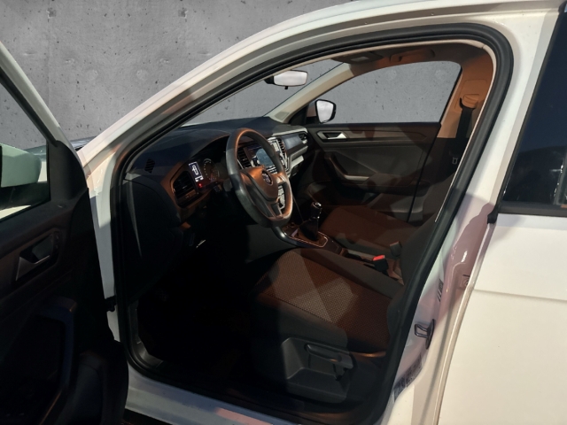 Fahrzeugabbildung Volkswagen T-Roc 1.0 TSI Alu LED Lane-Assist Klima