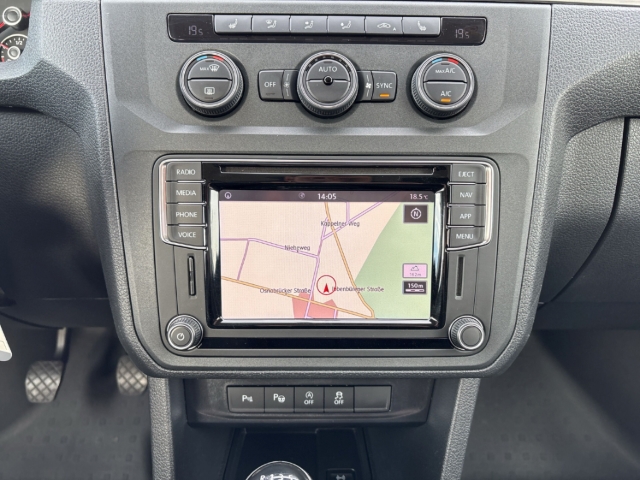 Fahrzeugabbildung Volkswagen Caddy Maxi Trendline 110 kW TDI EU6 SCR BlueMot