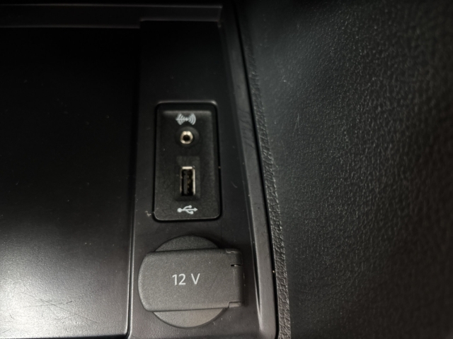 Fahrzeugabbildung Volkswagen Caddy Maxi Trendline 110 kW TDI EU6 SCR BlueMot