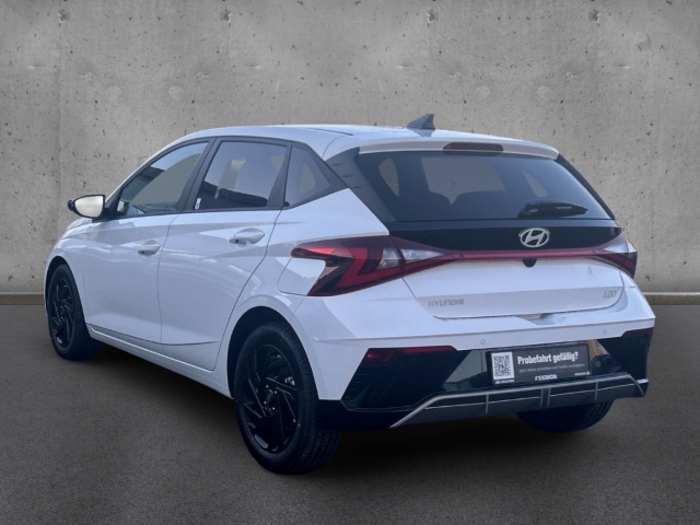 Fahrzeugabbildung Hyundai i20 FL MY26 1.0 T-GDI MT Blackline Navi Soundsystem Bose LED Apple CarPlay Android Auto