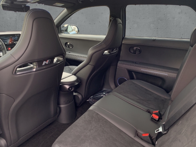 Fahrzeugabbildung Hyundai IONIQ 5 4WD 84kWh N-Performance Sitz-Paket HUD Navi Leder Digitales Cockpit