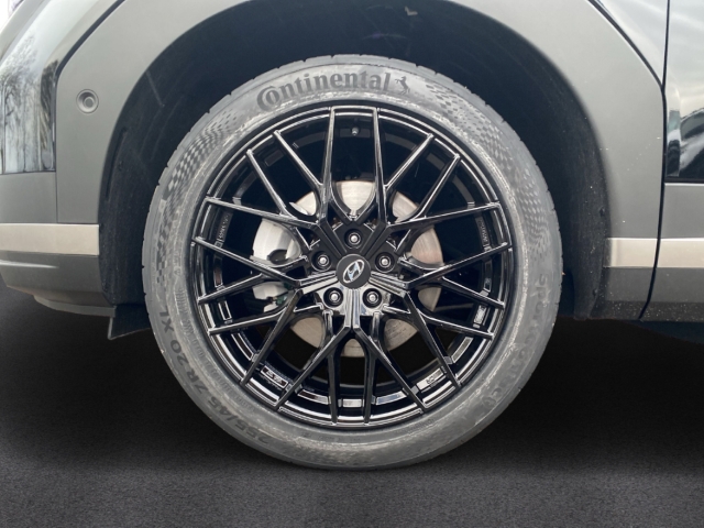 Fahrzeugabbildung Hyundai SANTA FE HEV 4WD INTRO WKR18'' Gratis HUD Navi Leder digitales Cockpit