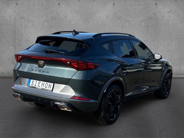 Fahrzeugabbildung CUPRA Formentor VZ e-Hybrid AHK Brembo CUP-Sitz Kamera