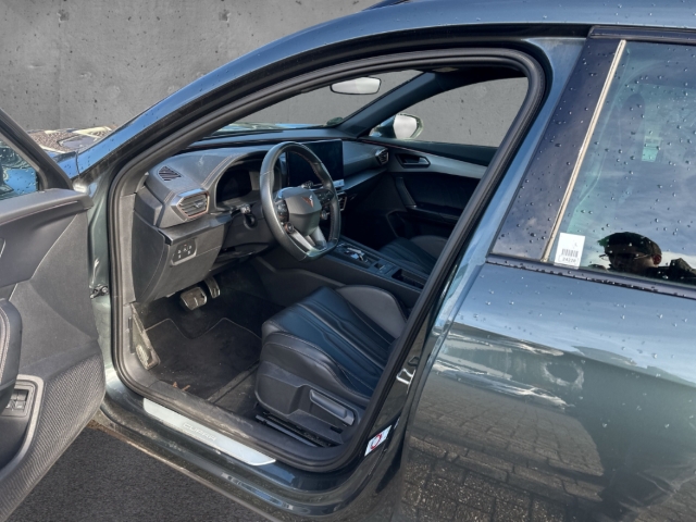 Fahrzeugabbildung CUPRA Formentor VZ e-Hybrid AHK Brembo CUP-Sitz Kamera