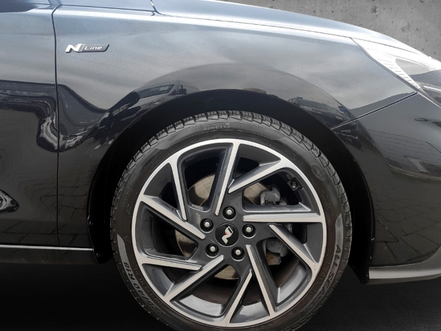 Fahrzeugabbildung Hyundai i30 FL Kombi 1.5 T-GDI DCT N-LINE LED Navi SmartKey Allwetter