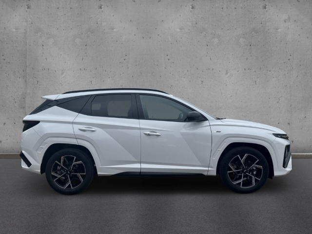 Fahrzeugabbildung Hyundai TUCSON FL MY26 1.6 T-GDI DCT 2WD N-Line Navi Digitales Cockpit LED ACC