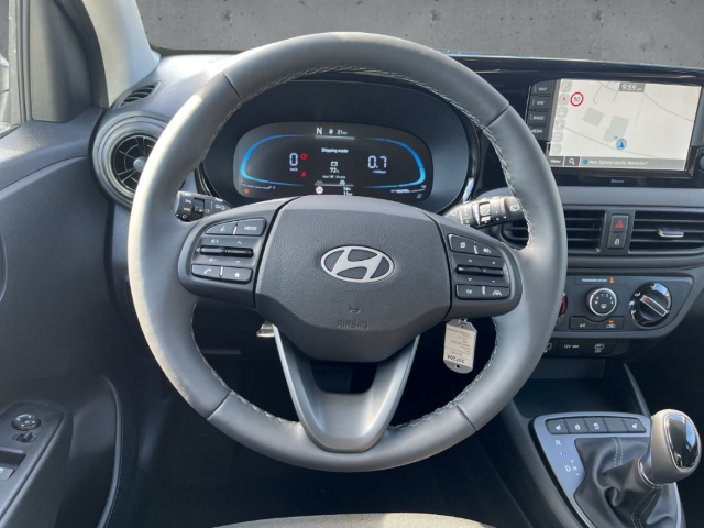 Fahrzeugabbildung Hyundai i10 FL MY25 1.0 5-AMT Trend Navi Apple CarPlay Android Auto Musikstreaming DAB SHZ
