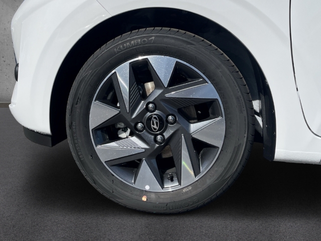 Fahrzeugabbildung Hyundai i10 FL MY25 1.0 5-AMT Trend Navi Apple CarPlay Android Auto Musikstreaming DAB SHZ